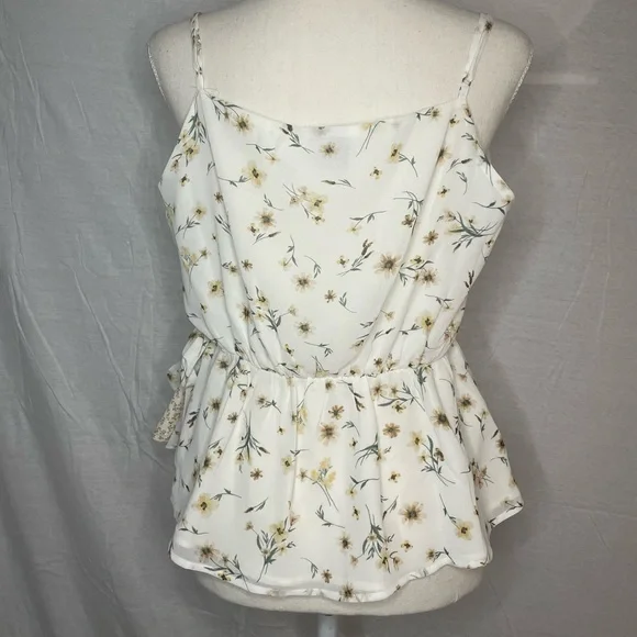 Floral Cross Front Peplum Blouse With Adjustable Straps - Picture 2 of 6